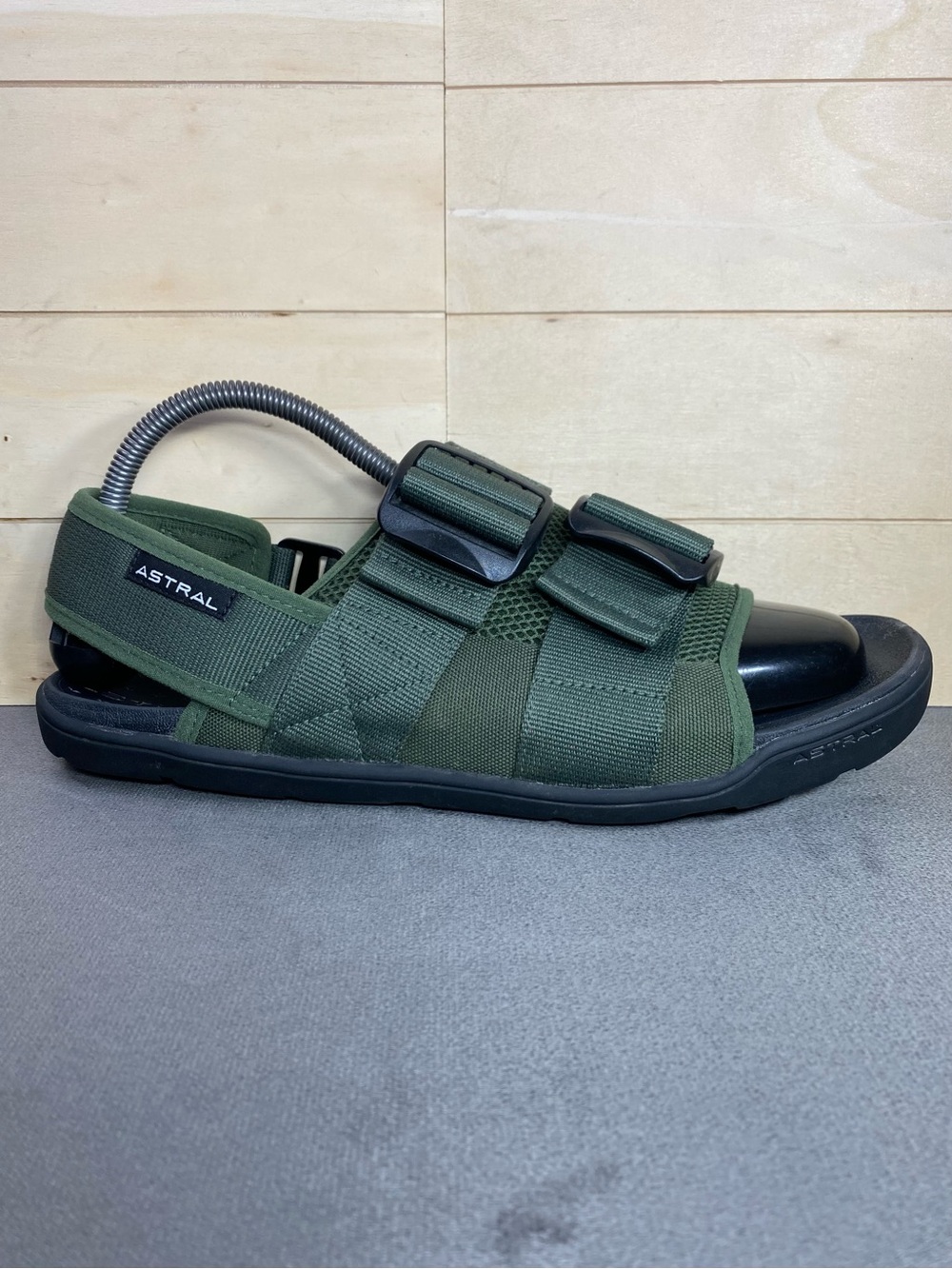 Astral PFD Sandals Green Black Men's Size 10 Shoes Waterproof Slingback